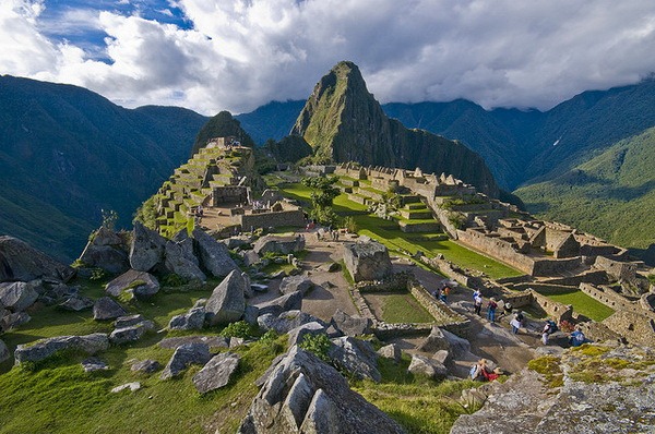 В Мачу Пикчу зафиксировали кавалькаду «летающих тарелок»